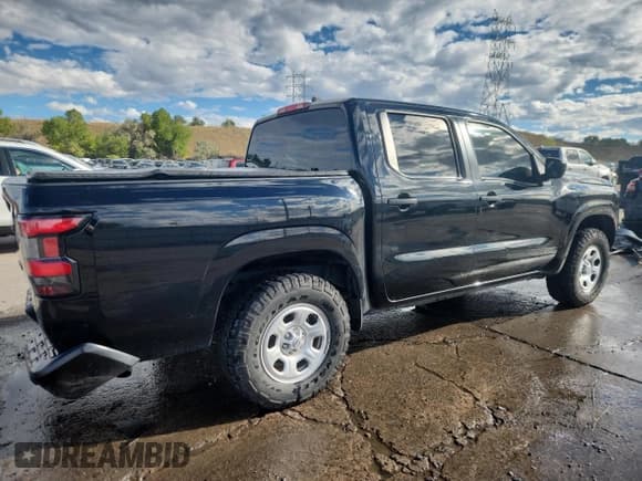 ✅ 2022 Nissan Frontier SV • VIN: 1N6ED1EK0NN612720 • Лот: 84258435. Опубликован ранее на Copart с пробегом 76 795 миль. Бесплатный доступ к архиву аукционных продаж из США и подробный отчёт об истории автомобиля на DreamBid. Изображение 3.