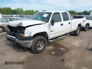 ✅ 2005 Chevrolet Silverado 2500HD LS • VIN: 1GCHK23285F930402 • Lot: 42322628. Wystawiony na IAAI z przebiegiem 218 392 mil. Bezpłatny archiwum sprzedaży aukcyjnych z USA i szczegółowy raport historii pojazdu na DreamBid. Zdjęcie 17.