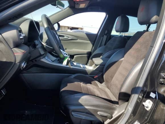 2024 Dodge Hornet GT z VIN ZACNDFAN3R3A17171, wystawiony jako Copart lot #65204985 z przebiegiem 13 847 mil mil oraz Szkoda całkowita • Salvage title. Historia ofert i sprzedaży dostępna na DreamBid. Obrazek 7.