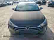 2020 Hyundai Elantra SEL z VIN 5NPD84LF8LH543055, wystawiony jako Copart lot #59873625 z przebiegiem 135 418 mil mil oraz Szkoda całkowita • Salvage title. Historia ofert i sprzedaży dostępna na DreamBid. Obrazek 5.