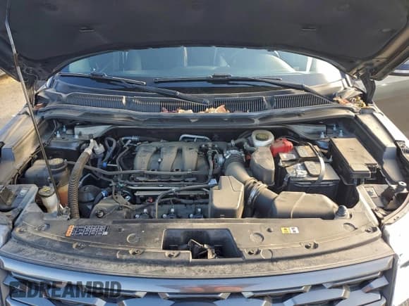 ✅ 2018 Ford Explorer XLT • VIN: 1FM5K8D84JGA55618 • Lot: 94232865. Wystawiony na Copart z przebiegiem 77 462 mil. Bezpłatny archiwum sprzedaży aukcyjnych z USA i szczegółowy raport historii pojazdu na DreamBid. Zdjęcie 12.