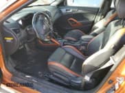 ✅ 2016 Hyundai Veloster Turbo Rally Edition • VIN: KMHTC6AE6GU262282 • Lot: 85981914. Wystawiony na Copart z przebiegiem 104 545 mil. Bezpłatny archiwum sprzedaży aukcyjnych z USA i szczegółowy raport historii pojazdu na DreamBid. Zdjęcie 7.