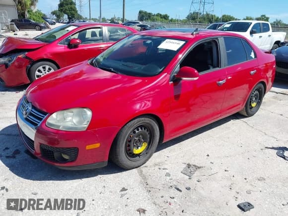 ✅ 2010 Volkswagen Jetta Limited Edition • VIN: 3VWRX7AJ0AM113039 • Lot: 42516546. Listed on IAAI with 220,785 mi. Free auction sales archive from the USA and detailed vehicle history report at DreamBid. Image 2.