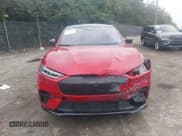 ✅ 2023 Ford Mustang Mach-E GT • VIN: 3FMTK4SX7PMA38076 • Lot: 43288862. Wystawiony na IAAI z przebiegiem 13 266 mil. Bezpłatny archiwum sprzedaży aukcyjnych z USA i szczegółowy raport historii pojazdu na DreamBid. Zdjęcie 13.
