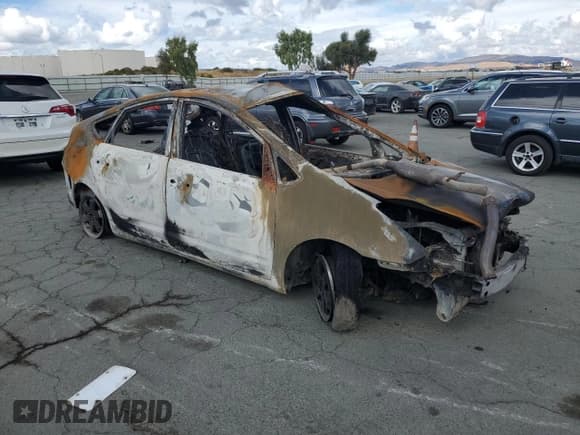 ✅ 2007 Toyota Prius Touring • VIN: JTDKB20U173241950 • Lot: 81870905. Listed on Copart with Not provided. Free auction sales archive from the USA and detailed vehicle history report at DreamBid. Image 4.