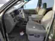 2008 Dodge 1500 SXT z VIN 3D7KS19D58G222545, wystawiony jako Copart lot #85698004 z przebiegiem 175 905 mil mil oraz Szkoda całkowita • Salvage title. Historia ofert i sprzedaży dostępna na DreamBid. Obrazek 7.