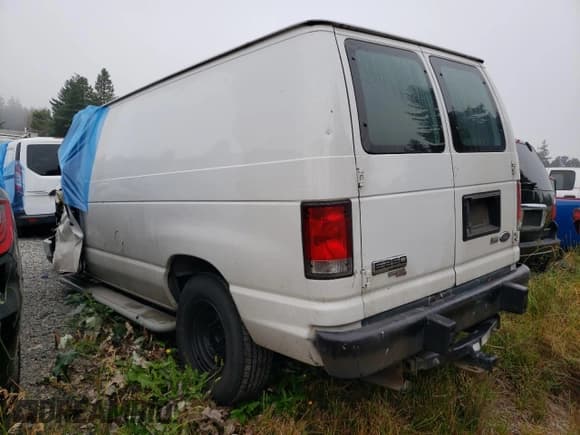 ✅ 2013 Ford Econoline Cargo Commercial • VIN: 1FTNE2EWXDDA96461 • Lot: 71060615. Listed on Copart with Not provided. Free auction sales archive from the USA and detailed vehicle history report at DreamBid. Image 2.