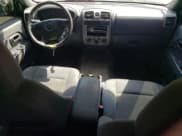 ✅ 2006 Chevrolet Colorado 2LT • VIN: 1GCCS136868257320 • Лот: 65396815. Опубликован ранее на Copart с пробегом Не указан. Бесплатный доступ к архиву аукционных продаж из США и подробный отчёт об истории автомобиля на DreamBid. Изображение 8.