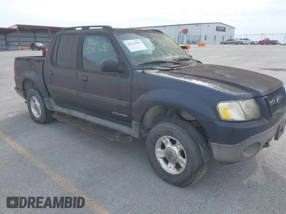 ✅ 2001 Ford Explorer Sport Trac • VIN: 1FMZU77EX1UA66700 • Lot: 43113683. Wystawiony na IAAI z przebiegiem 235 370 mil. Bezpłatny archiwum sprzedaży aukcyjnych z USA i szczegółowy raport historii pojazdu na DreamBid. Zdjęcie 1.