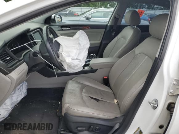 ✅ 2018 Hyundai Sonata SEL • VIN: 5NPE34AF2JH681953 • Lot: 61044015. Wystawiony na Copart z przebiegiem 111 261 mil. Bezpłatny archiwum sprzedaży aukcyjnych z USA i szczegółowy raport historii pojazdu na DreamBid. Zdjęcie 7.