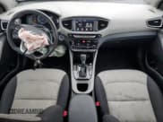 ✅ 2017 Hyundai Ioniq SEL • VIN: KMHC75LC5HU019896 • Lot: 79856974. Wystawiony na Copart z przebiegiem 127 604 mil. Bezpłatny archiwum sprzedaży aukcyjnych z USA i szczegółowy raport historii pojazdu na DreamBid. Zdjęcie 8.