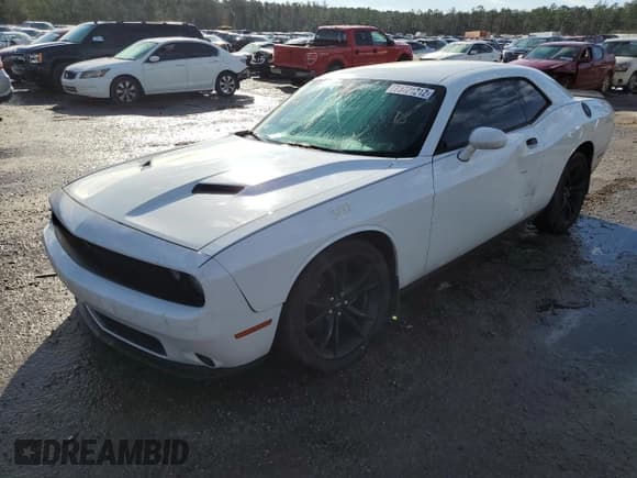 ✅ 2018 Dodge Challenger SXT Plus • VIN: 2C3CDZAG8JH339253 • Lot: 73721212. Wystawiony na Copart z przebiegiem 80 982 mil. Bezpłatny archiwum sprzedaży aukcyjnych z USA i szczegółowy raport historii pojazdu na DreamBid. Zdjęcie 1.