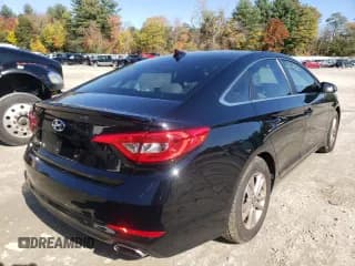 ✅ 2017 Hyundai Sonata SE • VIN: 5NPE24AFXHH593410 • Лот: 63757262. Опубликован ранее на Copart с пробегом 60 458 миль. Бесплатный доступ к архиву аукционных продаж из США и подробный отчёт об истории автомобиля на DreamBid. Изображение 4.