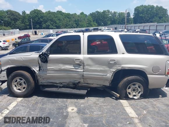 ✅ 2005 GMC Yukon SLT • VIN: 1GKEC13T45R196671 • Lot: 42658693. Wystawiony na IAAI z przebiegiem 160 267 mil. Bezpłatny archiwum sprzedaży aukcyjnych z USA i szczegółowy raport historii pojazdu na DreamBid. Zdjęcie 14.