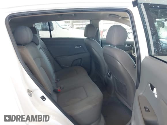 ✅ 2016 Kia Sportage LX • VIN: KNDPBCAC5G7815279 • Lot: 43285404. Listed on IAAI with 145,328 mi. Free auction sales archive from the USA and detailed vehicle history report at DreamBid. Image 8.