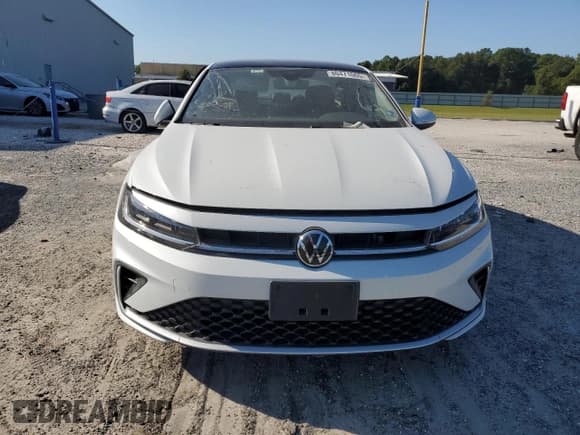 ✅ 2025 Volkswagen Jetta SEL • VIN: 3VWGX7BU1SM062278 • Lot: 80471065. Listed on Copart with 8,358 mi. Free auction sales archive from the USA and detailed vehicle history report at DreamBid. Image 5.