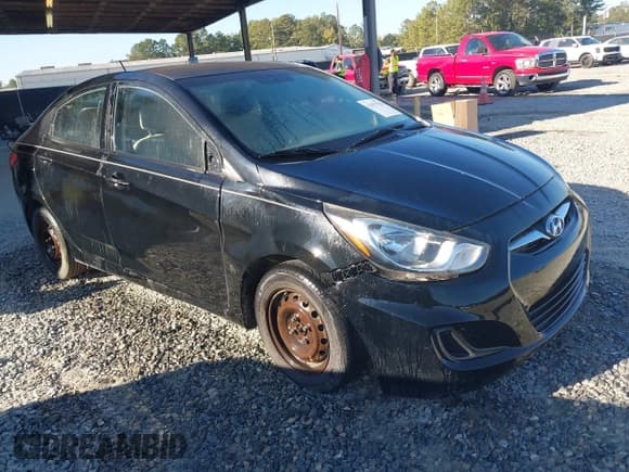 ✅ 2014 Hyundai Accent GLS • VIN: KMHCT4AE1EU731411 • Lot: 43477916. Wystawiony na IAAI z przebiegiem 180 921 mil. Bezpłatny archiwum sprzedaży aukcyjnych z USA i szczegółowy raport historii pojazdu na DreamBid. Zdjęcie 1.