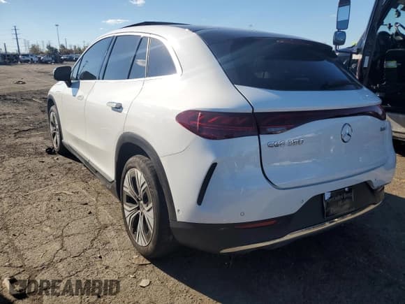 ✅ 2023 Mercedes-Benz EQE 350 • VIN: 4JGGM1CB9PA008927 • Lot: 82595775. Listed on Copart with 18,294 mi. Free auction sales archive from the USA and detailed vehicle history report at DreamBid. Image 2.