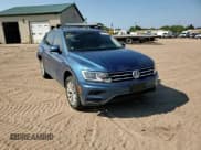 ✅ 2020 Volkswagen Tiguan S • VIN: 3VV1B7AX8LM125088 • Lot: 80451905. Wystawiony na Copart z przebiegiem 88 805 mil. Bezpłatny archiwum sprzedaży aukcyjnych z USA i szczegółowy raport historii pojazdu na DreamBid. Zdjęcie 14.