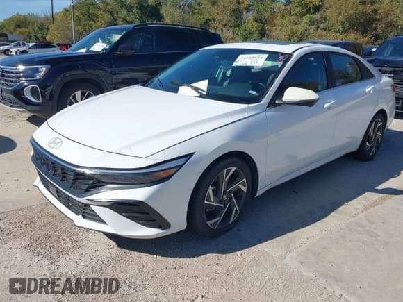 ✅ 2024 Hyundai Elantra Limited • VIN: KMHLP4DG6RU793667 • Lot: 43663924. Listed on IAAI with 36,542 mi. Free auction sales archive from the USA and detailed vehicle history report at DreamBid. Image 2.