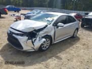 ✅ 2020 Toyota Corolla LE • VIN: JTDEPRAE1LJ113261 • Lot: 43431653. Listed on IAAI with 70,620 mi. Free auction sales archive from the USA and detailed vehicle history report at DreamBid. Image 18.