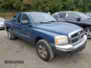 2005 Dodge Dakota SLT with VIN 1D7HW42N45S226092, listed as a Copart auction lot 70925024 with 173,041 mi miles and Clean title. Bid and sale history available at DreamBid. Image 4.