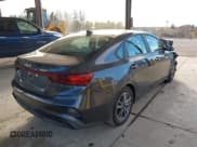 ✅ 2022 Kia Forte LXS • VIN: 3KPF24AD9NE457157 • Lot: 43463978. Wystawiony na IAAI z przebiegiem 54 231 mil. Bezpłatny archiwum sprzedaży aukcyjnych z USA i szczegółowy raport historii pojazdu na DreamBid. Zdjęcie 4.