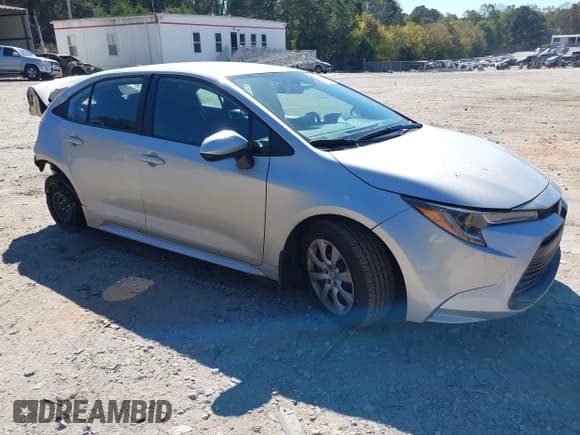 ✅ 2025 Toyota Corolla LE • VIN: 5YFB4MDE7SP262990 • Лот: 43464376. Опубликован ранее на IAAI с пробегом 11 474 миль. Бесплатный доступ к архиву аукционных продаж из США и подробный отчёт об истории автомобиля на DreamBid. Изображение 1.