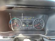 ✅ 2021 Kia Sorento EX • VIN: KNDRH4LG3M5033583 • Lot: 90674405. Wystawiony na Copart z przebiegiem 240 394 mil. Bezpłatny archiwum sprzedaży aukcyjnych z USA i szczegółowy raport historii pojazdu na DreamBid. Zdjęcie 9.