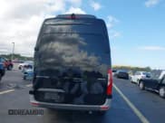 ✅ 2021 Mercedes-Benz Sprinter • VIN: W1Z4EGHY1MT079678 • Лот: 43736234. Опубликован ранее на IAAI с пробегом 114 070 миль. Бесплатный доступ к архиву аукционных продаж из США и подробный отчёт об истории автомобиля на DreamBid. Изображение 17.