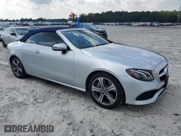 ✅ 2018 Mercedes-Benz E 400 • VIN: WDD1K6FB1JF043812 • Lot: 69725225. Listed on Copart with 42,268 mi. Free auction sales archive from the USA and detailed vehicle history report at DreamBid. Image 4.