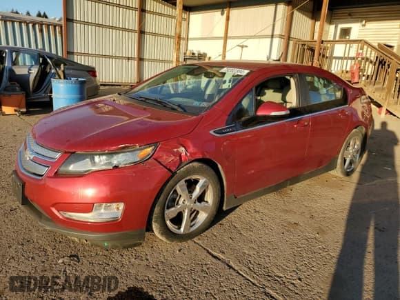 ✅ 2013 Chevrolet Volt • VIN: 1G1RH6E47DU132033 • Lot: 79202304. Wystawiony na Copart z przebiegiem 90 011 mil. Bezpłatny archiwum sprzedaży aukcyjnych z USA i szczegółowy raport historii pojazdu na DreamBid. Zdjęcie 1.