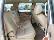 ✅ 2009 Chevrolet Suburban LTZ • VIN: 1GNFC36039R217259 • Lot: 62577305. Wystawiony na Copart z przebiegiem 131 692 mil. Bezpłatny archiwum sprzedaży aukcyjnych z USA i szczegółowy raport historii pojazdu na DreamBid. Zdjęcie 11.