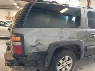 ✅ 2000 Chevrolet Suburban LT • VIN: 3GNFK16TXYG151521 • Лот: 42535297. Опубликован ранее на IAAI с пробегом 327 140 миль. Бесплатный доступ к архиву аукционных продаж из США и подробный отчёт об истории автомобиля на DreamBid. Изображение 6.