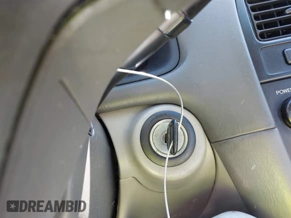 ✅ 1997 Lexus ES 300 • VIN: JT8BF22G1V5007593 • Lot: 41826563. Listed on IAAI with 327,452 mi. Free auction sales archive from the USA and detailed vehicle history report at DreamBid. Image 11.