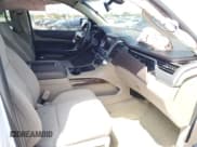 ✅ 2016 Chevrolet Suburban LS • VIN: 1GNSCGKC5GR416428 • Lot: 57047281. Wystawiony na Copart z przebiegiem 13 334 mil. Bezpłatny archiwum sprzedaży aukcyjnych z USA i szczegółowy raport historii pojazdu na DreamBid. Zdjęcie 5.