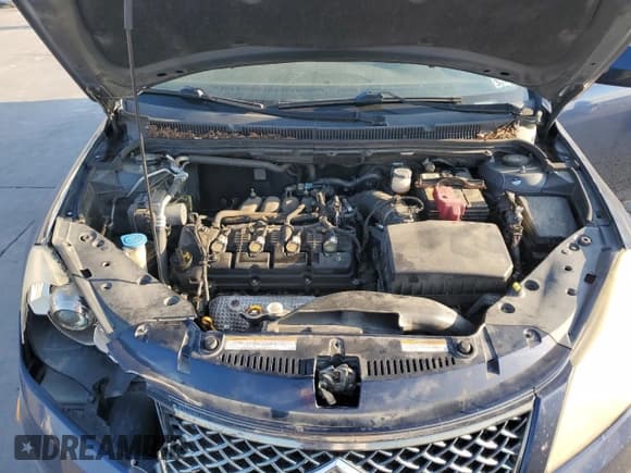 ✅ 2010 Suzuki Kizashi SE • VIN: JS2RE9A31A6100943 • Лот: 67136384. Опубликован ранее на Copart с пробегом 160 989 миль. Бесплатный доступ к архиву аукционных продаж из США и подробный отчёт об истории автомобиля на DreamBid. Изображение 11.