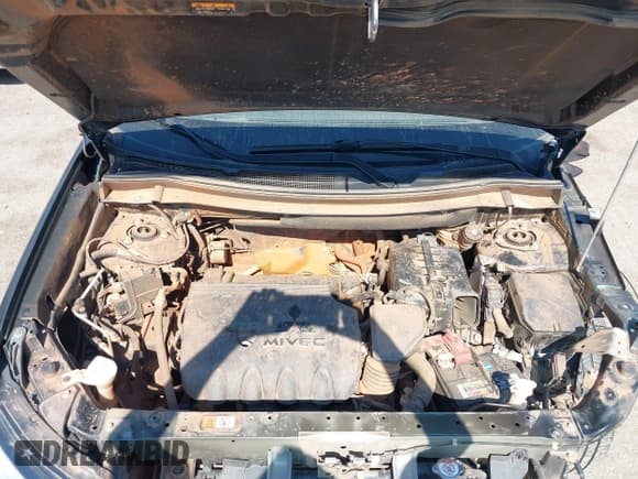 ✅ 2020 Mitsubishi Outlander SE • VIN: JA4AD3A30LZ022397 • Lot: 42206829. Listed on IAAI with 107,709 mi. Free auction sales archive from the USA and detailed vehicle history report at DreamBid. Image 10.