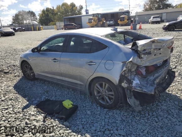 ✅ 2017 Hyundai Elantra Value Edition • VIN: 5NPD84LF4HH067636 • Lot: 82329365. Listed on Copart with 74,960 mi. Free auction sales archive from the USA and detailed vehicle history report at DreamBid. Image 2.