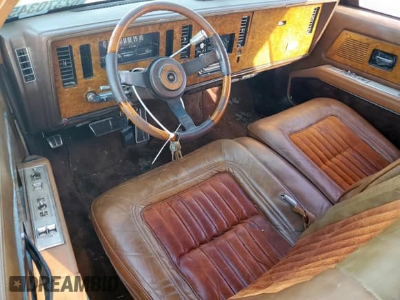 ✅ 1983 Buick Riviera • VIN: 1G4AZ57Y2DE434671 • Лот: 62370345. Опубликован ранее на Copart с пробегом 66 863 миль. Бесплатный доступ к архиву аукционных продаж из США и подробный отчёт об истории автомобиля на DreamBid. Изображение 8.