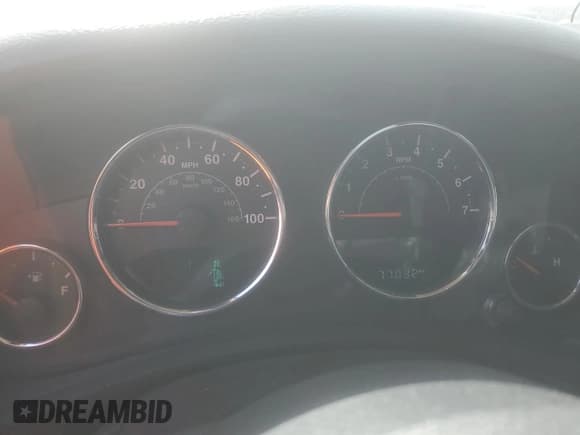 ✅ 2016 Jeep Wrangler Black Bear • VIN: 1C4AJWAG4GL121784 • Lot: 49298755. Wystawiony na Copart z przebiegiem 77 032 mil. Bezpłatny archiwum sprzedaży aukcyjnych z USA i szczegółowy raport historii pojazdu na DreamBid. Zdjęcie 9.