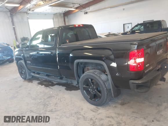 ✅ 2017 GMC Sierra 1500 • VIN: 1GTV2LEC1HZ285724 • Лот: 43307486. Опубликован ранее на IAAI с пробегом 155 276 миль. Бесплатный доступ к архиву аукционных продаж из США и подробный отчёт об истории автомобиля на DreamBid. Изображение 3.