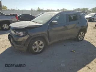 ✅ 2017 Jeep Compass Latitude • VIN: 3C4NJDBB8HT672119 • Lot: 82407005. Wystawiony na Copart z przebiegiem 123 612 mil. Bezpłatny archiwum sprzedaży aukcyjnych z USA i szczegółowy raport historii pojazdu na DreamBid. Zdjęcie 1.