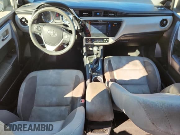 ✅ 2017 Toyota Corolla LE • VIN: 2T1BURHEXHC848437 • Лот: 90509725. Опубликован ранее на Copart с пробегом 182 352 миль. Бесплатный доступ к архиву аукционных продаж из США и подробный отчёт об истории автомобиля на DreamBid. Изображение 8.