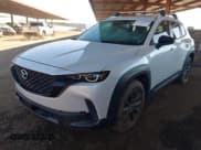 ✅ 2025 Mazda CX-50 S Premium • VIN: 7MMVABDM4SN311710 • Lot: 43368367. Wystawiony na IAAI z przebiegiem Nie podano. Bezpłatny archiwum sprzedaży aukcyjnych z USA i szczegółowy raport historii pojazdu na DreamBid. Zdjęcie 17.