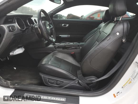 ✅ 2020 Ford Mustang GT • VIN: 1FA6P8CF2L5131111 • Lot: 80677175. Listed on Copart with 62,454 mi. Free auction sales archive from the USA and detailed vehicle history report at DreamBid. Image 7.