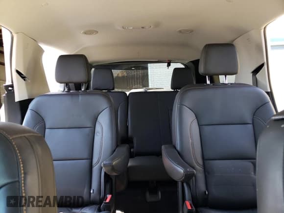 ✅ 2021 Chevrolet Traverse LT • VIN: 1GNEVHKW9MJ235799 • Lot: 62267434. Wystawiony na Copart z przebiegiem 54 602 mil. Bezpłatny archiwum sprzedaży aukcyjnych z USA i szczegółowy raport historii pojazdu na DreamBid. Zdjęcie 10.