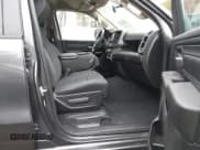 ✅ 2019 Ram 1500 Tradesman • VIN: 1C6SRFGT6KN561656 • Lot: 43695038. Wystawiony na IAAI z przebiegiem 136 504 mil. Bezpłatny archiwum sprzedaży aukcyjnych z USA i szczegółowy raport historii pojazdu na DreamBid. Zdjęcie 5.