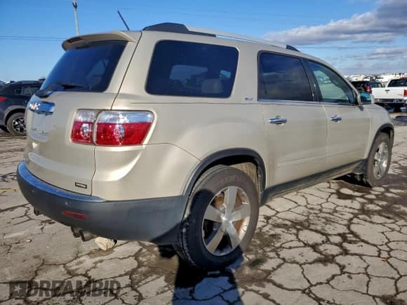 ✅ 2010 GMC Acadia SLT1 • VIN: 1GKLRMED4AJ258821 • Лот: 94574515. Опубликован ранее на Copart с пробегом 207 558 миль. Бесплатный доступ к архиву аукционных продаж из США и подробный отчёт об истории автомобиля на DreamBid. Изображение 3.