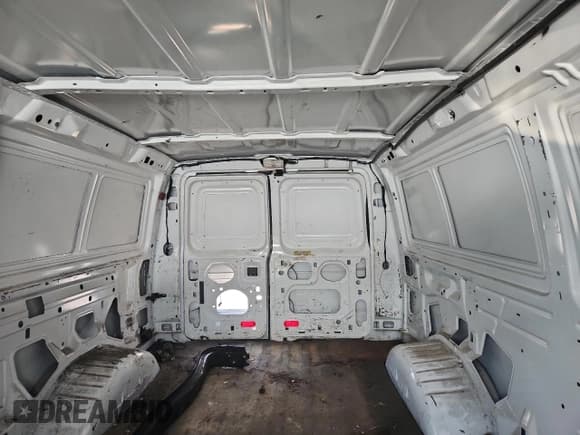 ✅ 2011 Ford Econoline Cargo Commercial • VIN: 1FTSE3EL8BDB11826 • Lot: 62511405. Listed on Copart with Not provided. Free auction sales archive from the USA and detailed vehicle history report at DreamBid. Image 10.